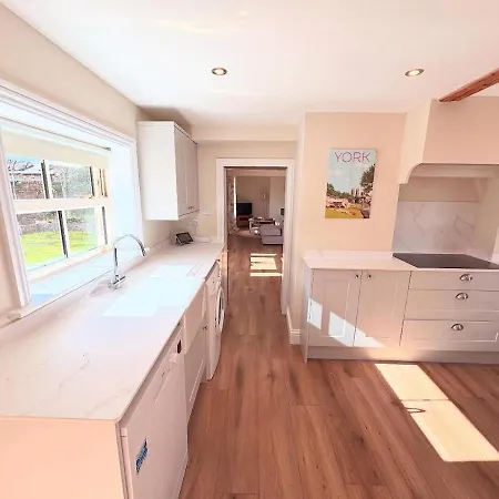 Apple Tree House 度假居 *