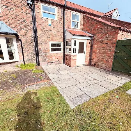 Apple Tree House بيت للعطل *